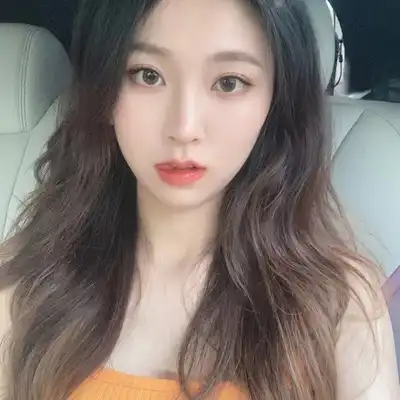何雅